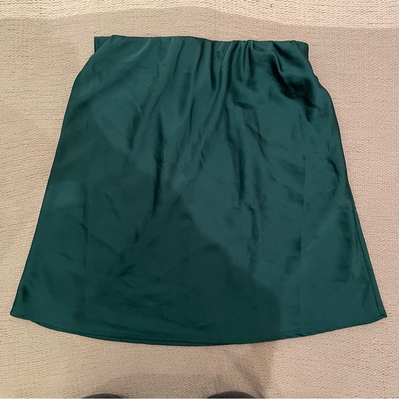 NWT PIECES TEAL SATIN SKIRT WITH ELASTIC WAIST - Picture 2 of 3
